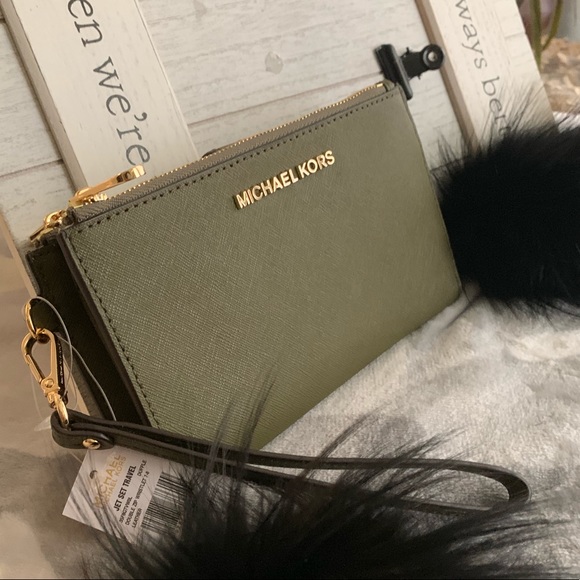 Available 🌿New MK double zipper wallet - Picture 2 of 5